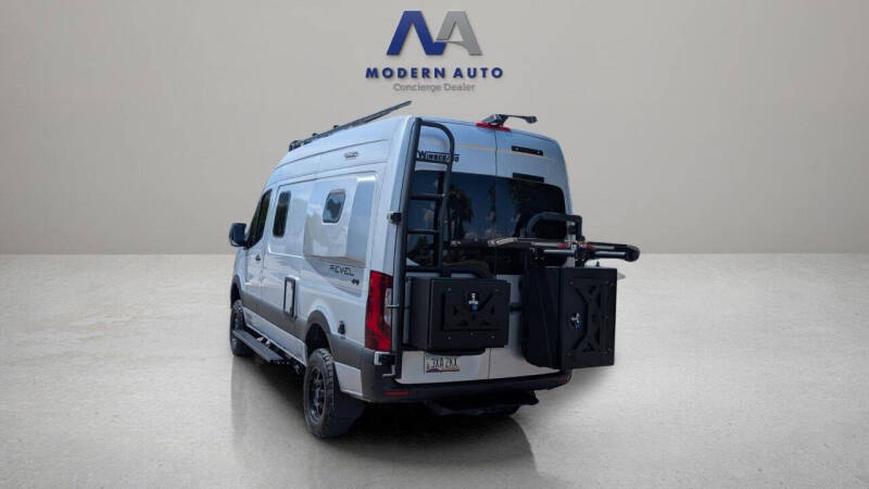 2022 Mercedes Sprinter Van Winnebago
