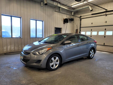 2013 Hyundai Elantra for sale at Sand's Auto Sales in Cambridge MN