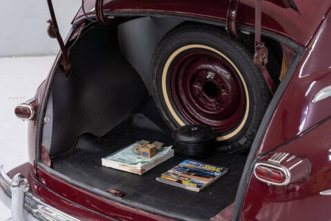 1948 Ford Super Deluxe