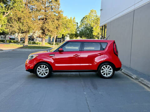 2019 Kia Soul +
