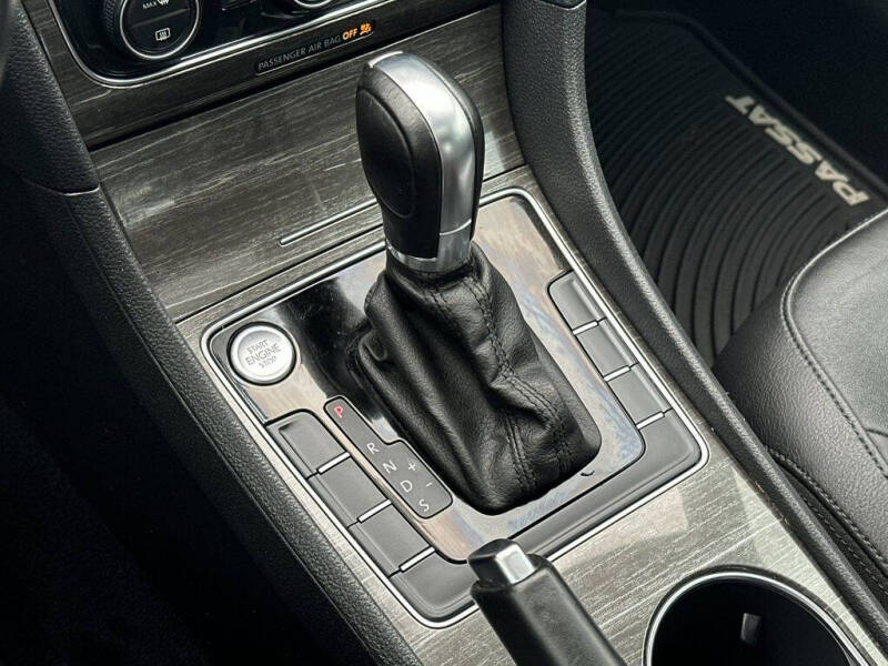 2016 Volkswagen Passat