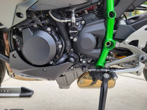 2025 Kawasaki Ninja H2 Carbon ABS