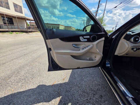 2015 Mercedes-Benz C-Class C 300