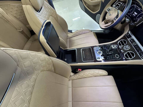 2021 Bentley Continental GTC V8