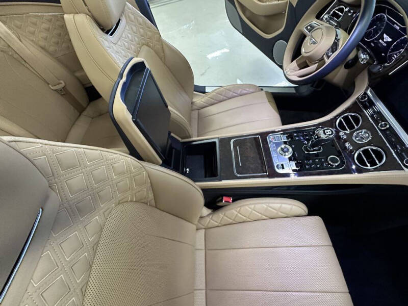 2021 Bentley Continental GTC V8