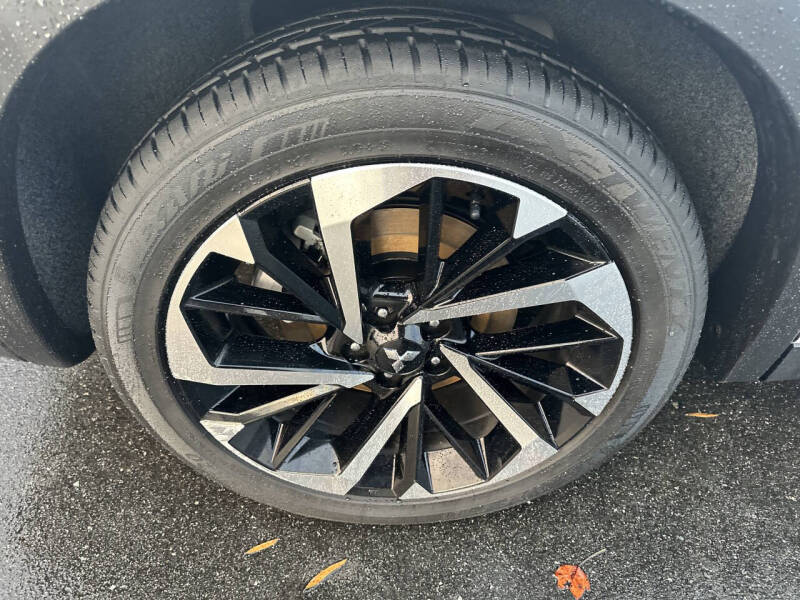 2024 Mitsubishi Outlander SE Black Edition