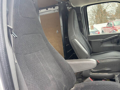 2018 GMC Savana 2500