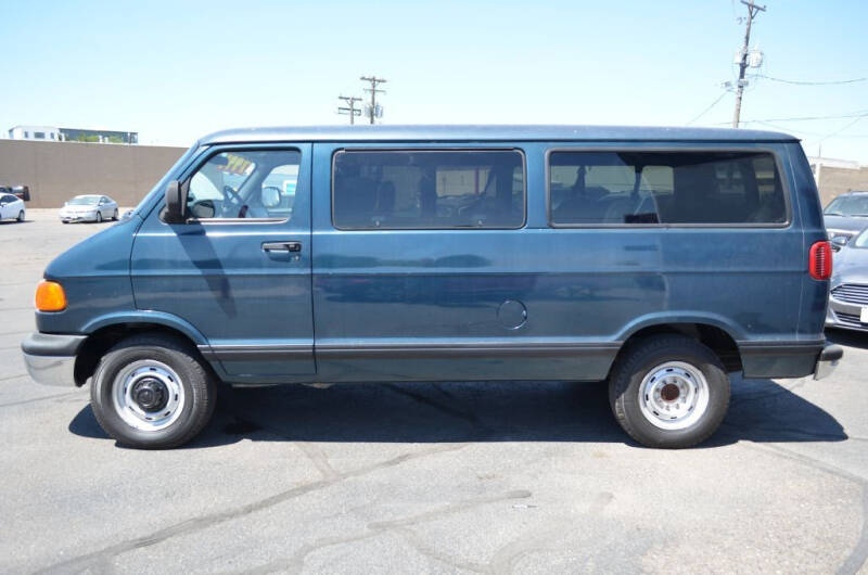 1998 Dodge Ram Van