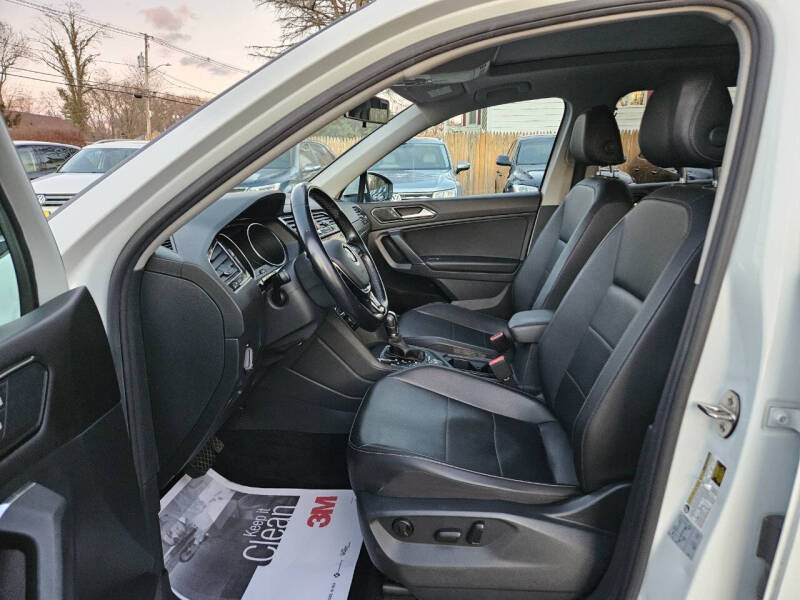 2018 Volkswagen Tiguan 2.0T SEL 4Motion