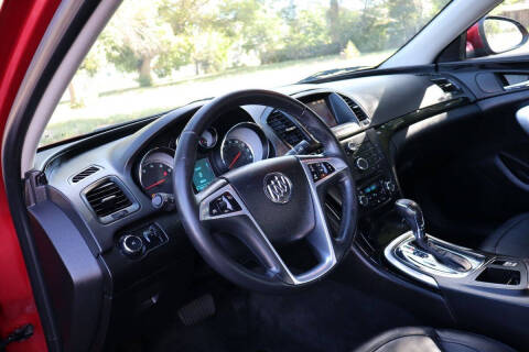 2012 Buick Regal Premium 1