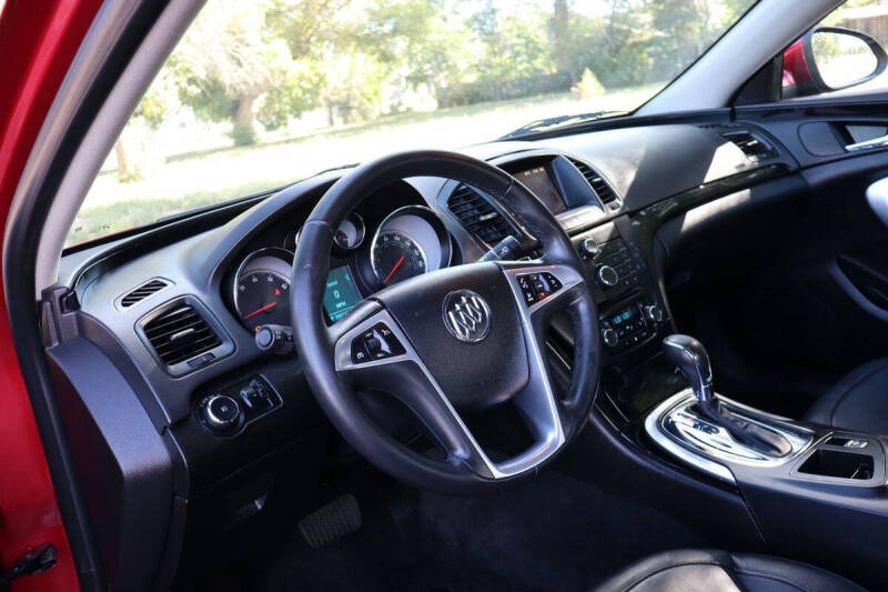 2012 Buick Regal Premium 1