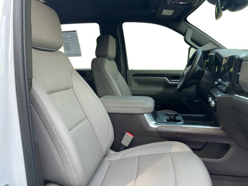 2025 GMC Sierra 2500HD