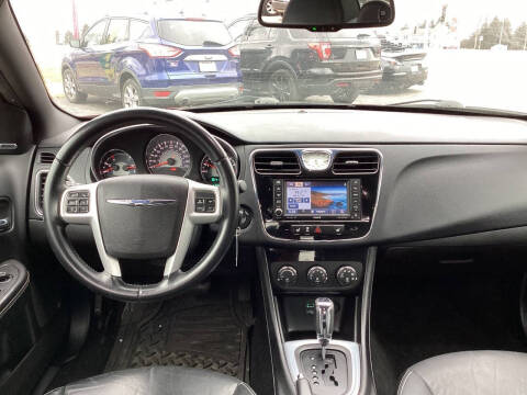 2013 Chrysler 200 Limited