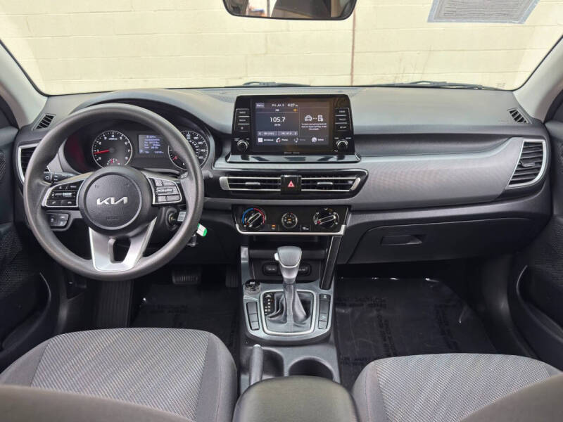2023 Kia Seltos LX
