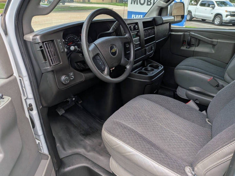 2024 Chevrolet Express 2500