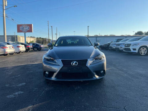 2015 Lexus IS 250 Crafted Line