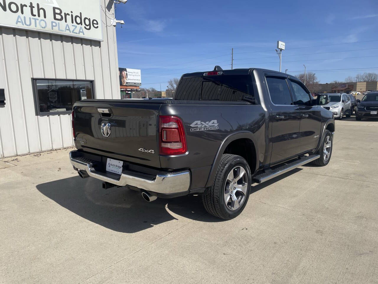 2019 Ram 1500 Laramie photo 3