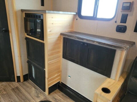 2024 Glacier 17 RB LE