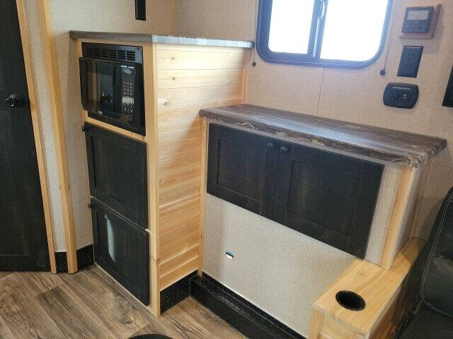 2024 Glacier 17 RB LE