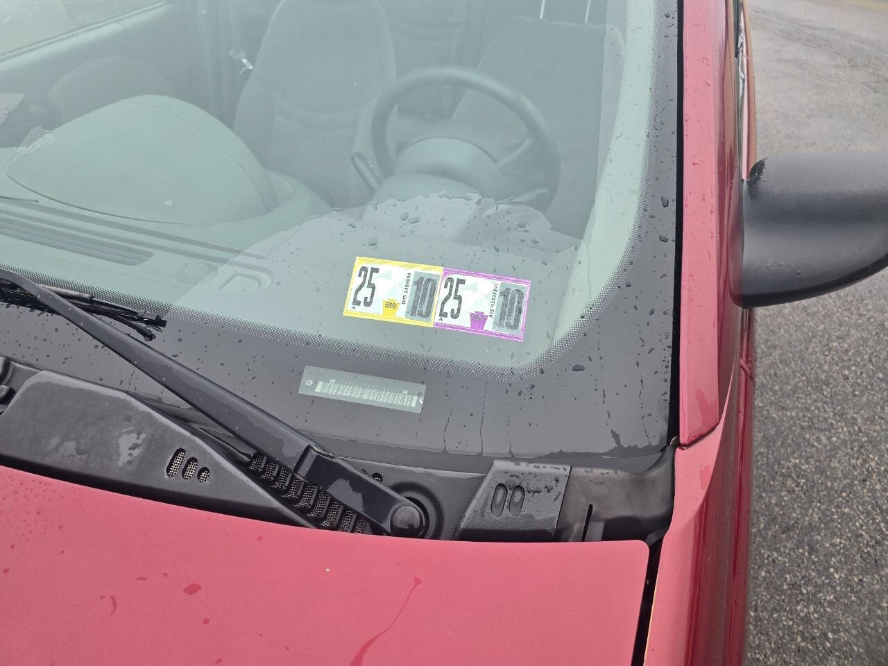 2004 Saturn Ion for sale at QUEENSGATE AUTO SALES in York, PA