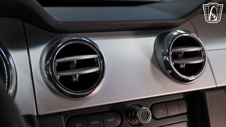 2005 Ford Mustang