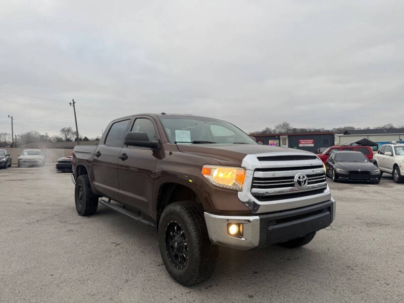2017 Toyota Tundra SR5