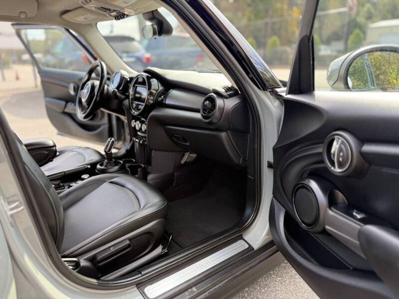 2021 MINI Hardtop 4 Door Cooper