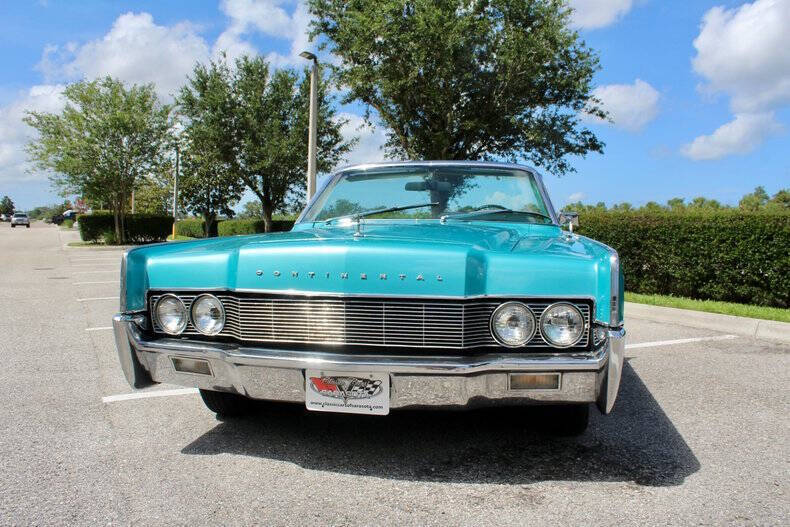 1967 Lincoln Continental
