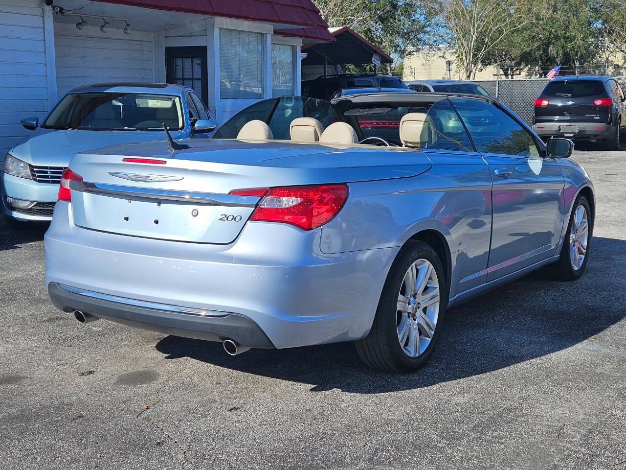 2012 Chrysler 200 for sale at JOHNS AUTO SALES LLC in Apopka, FL