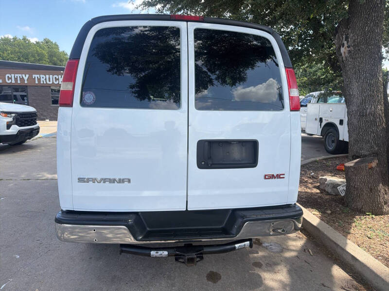 2018 GMC Savana 2500