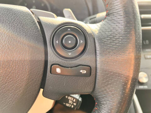 2015 Lexus IS 250 Crafted Line