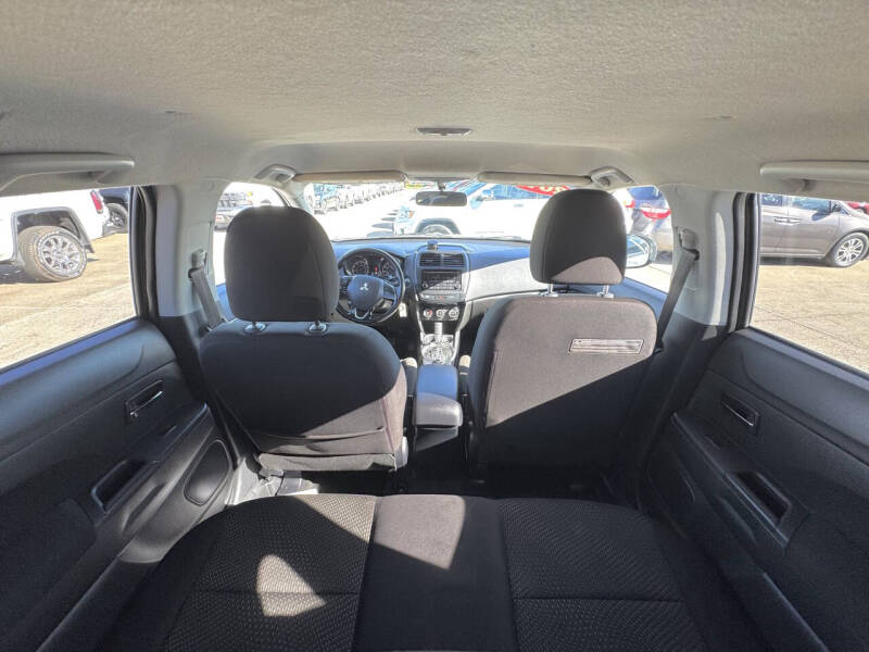 2016 Mitsubishi Outlander Sport 2.4 ES