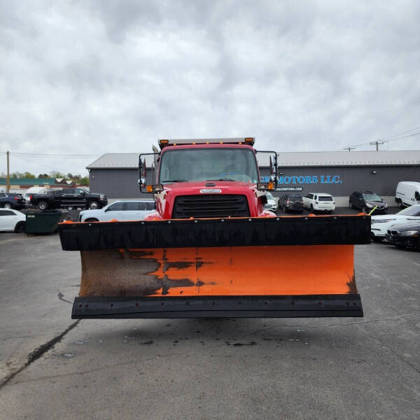 2014 Freightliner 108 SD
