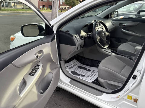 2012 Toyota Corolla LE