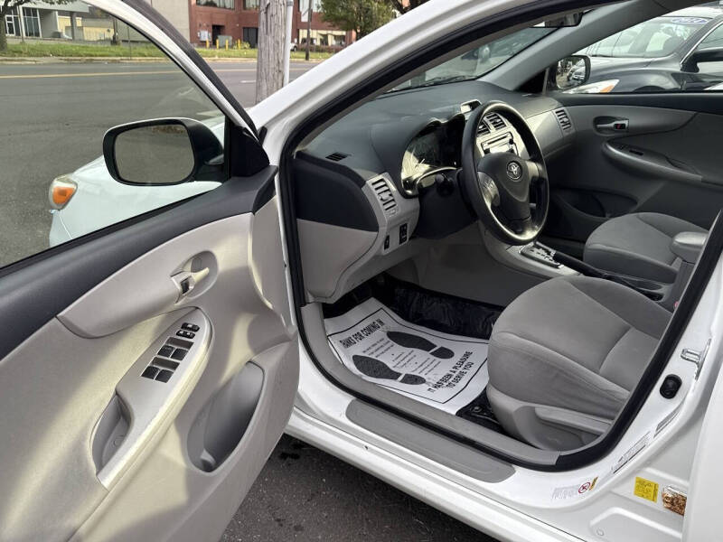 2012 Toyota Corolla LE