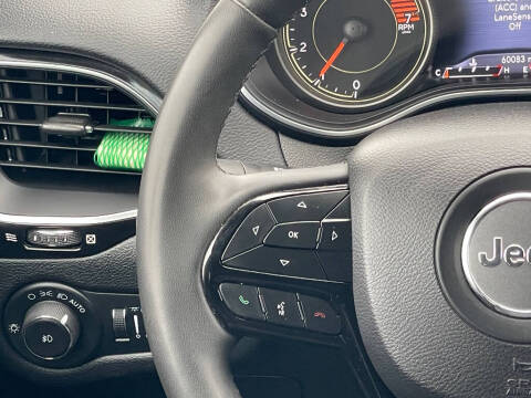 2023 Jeep Cherokee Altitude Lux