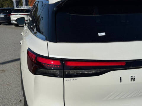 2022 Infiniti QX60 Luxe