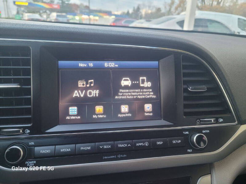 2018 Hyundai Elantra