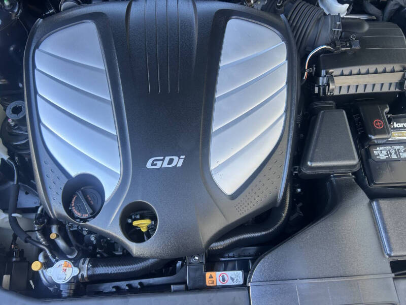 2016 Kia Cadenza Premium