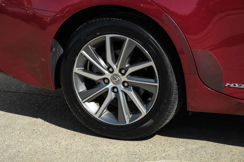 2018 Lexus ES 300h
