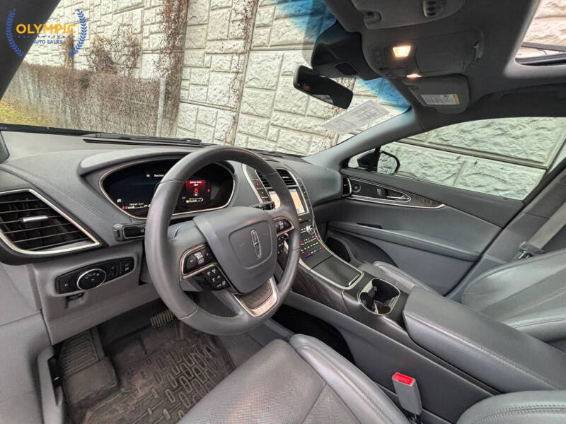 2019 Lincoln Nautilus Reserve