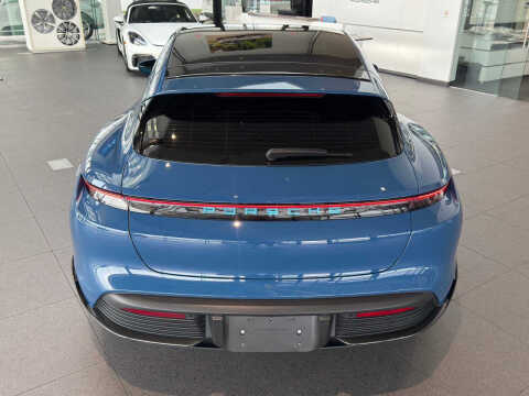 2023 Porsche Taycan GTS Sport Turismo