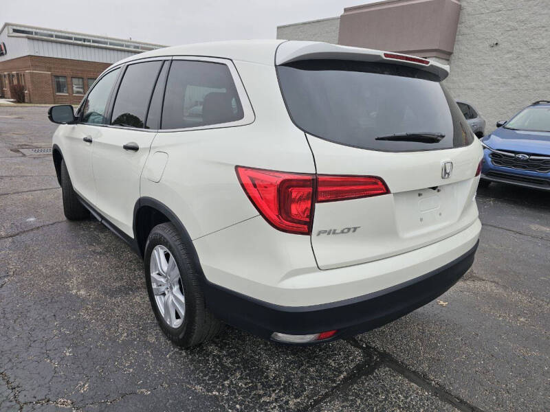 2017 Honda Pilot LX