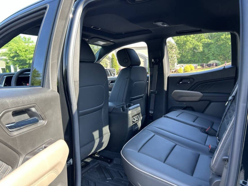 2025 GMC Canyon Denali