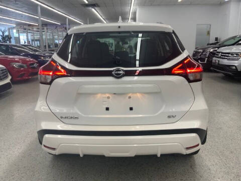 2022 Nissan Kicks SV