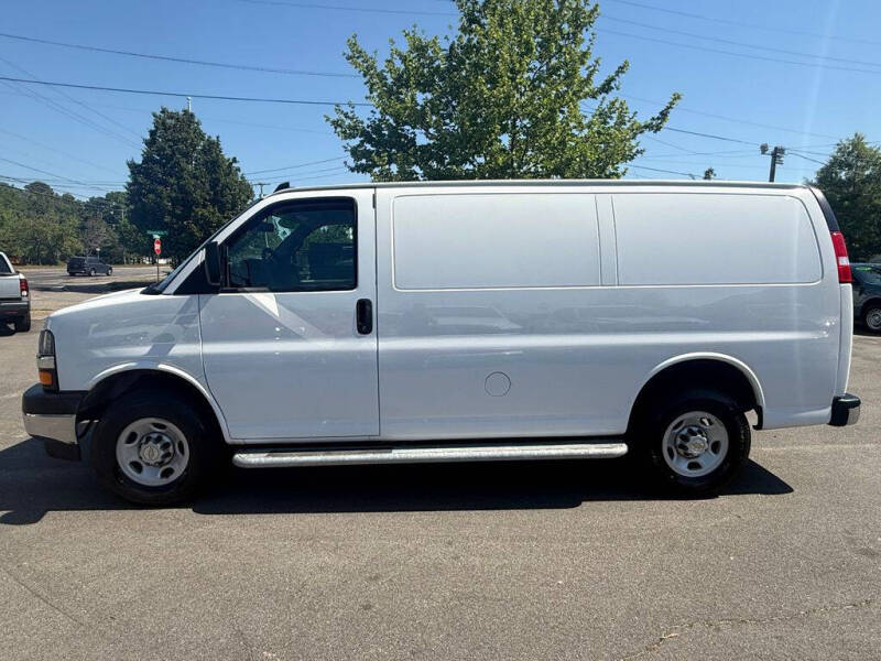2024 Chevrolet Express 2500