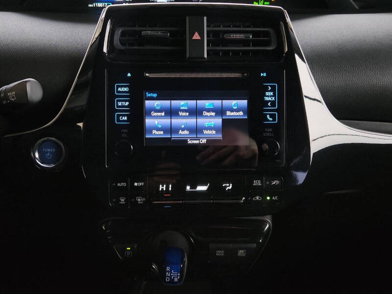 2019 Toyota Prius LE