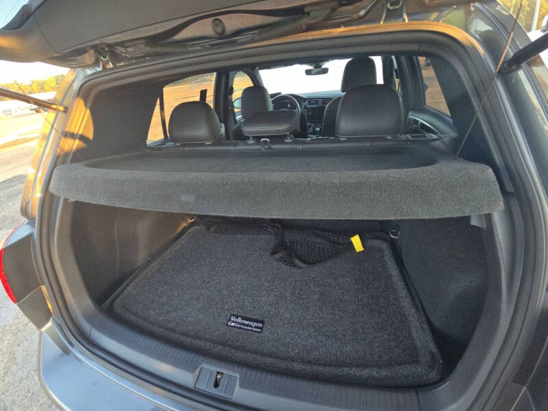 2019 Volkswagen Golf R 4Motion