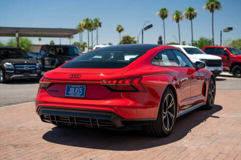 2023 Audi e-tron GT quattro Prestige