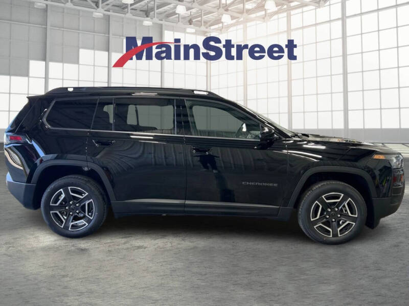 2026 Jeep Cherokee Laredo